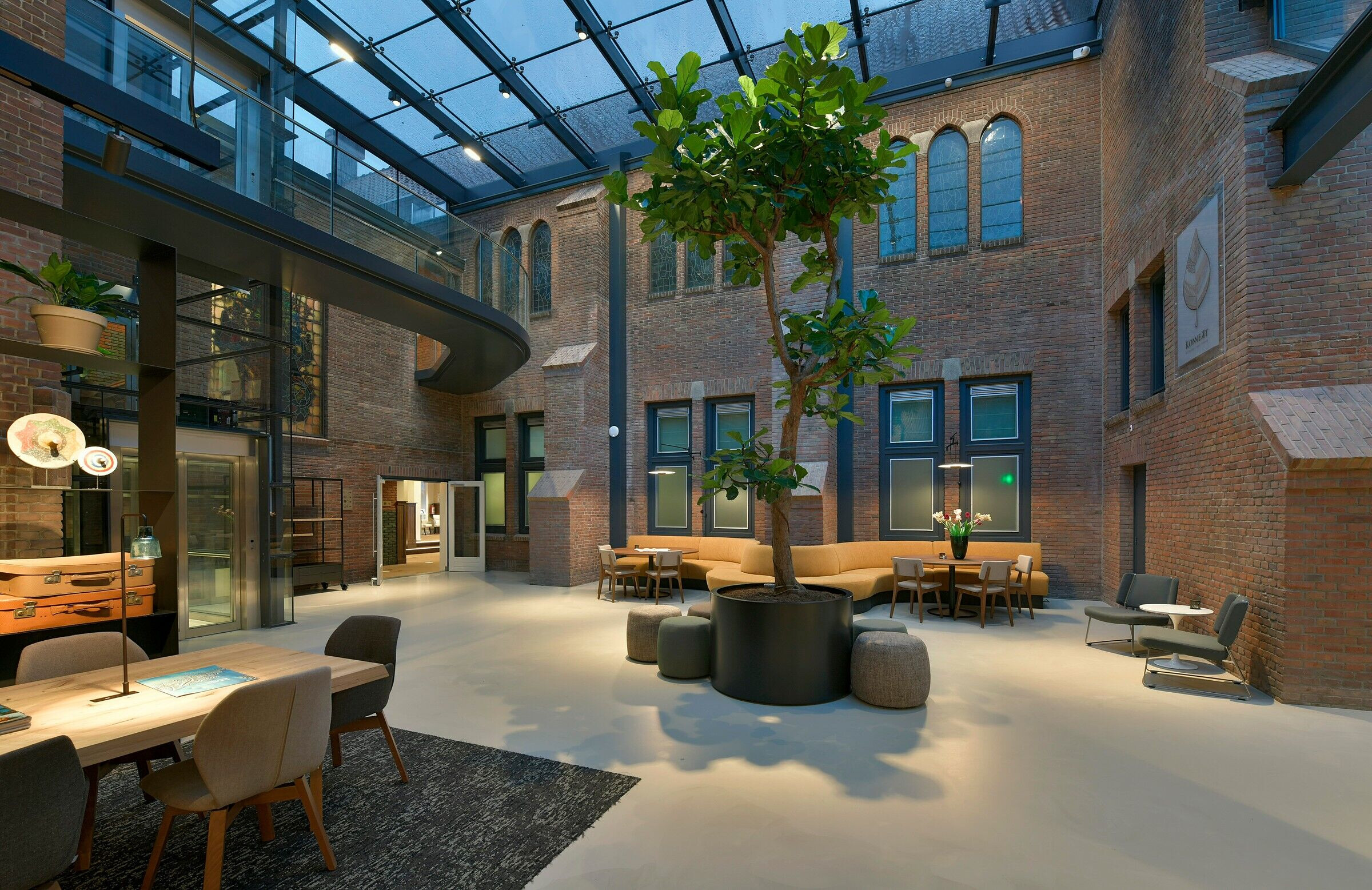 穿越时空的 monastery 餐厅丨荷兰丨Boparai Associates Architekten-39