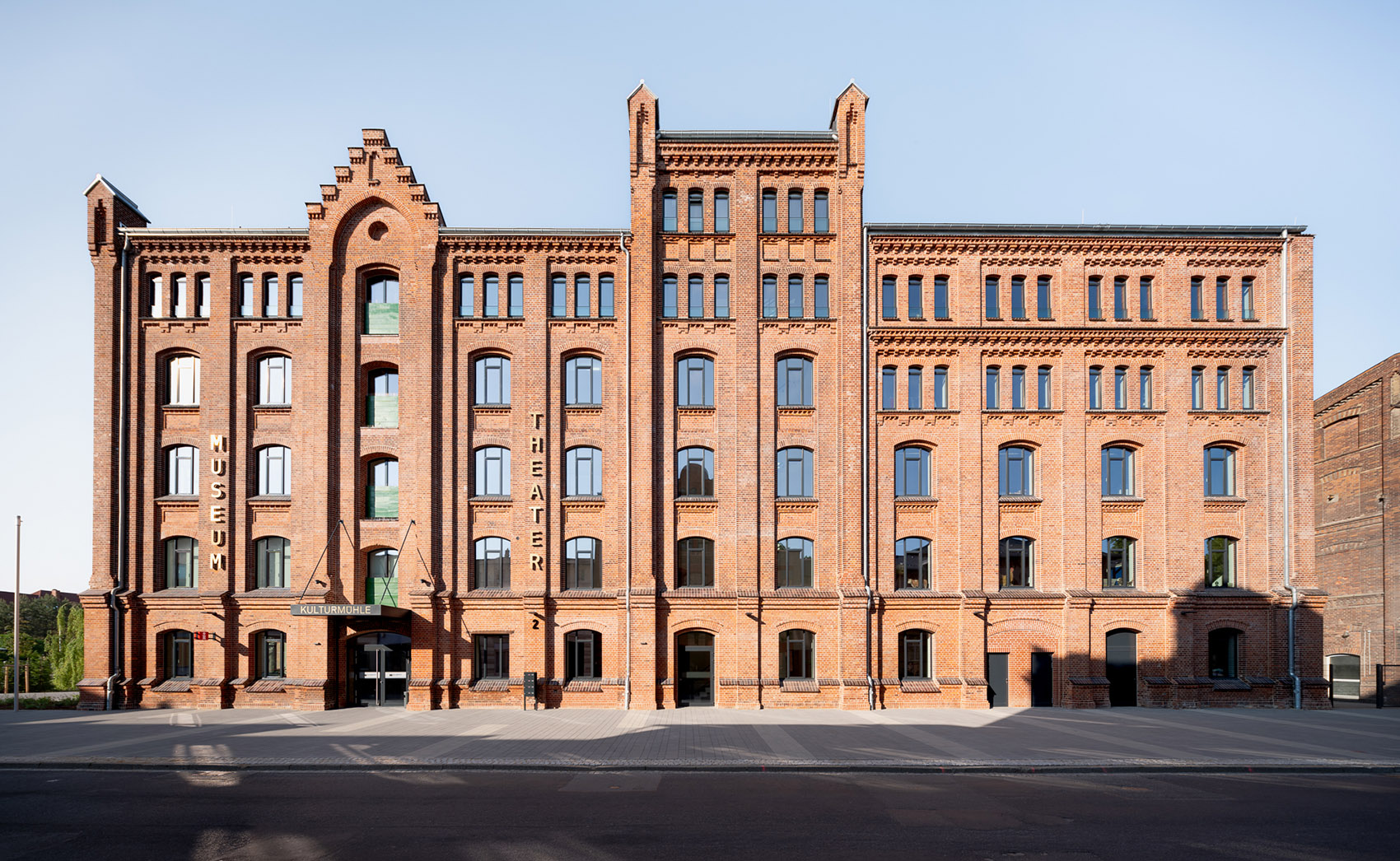 Parchim 文化工厂丨德国丨D,FORM ARCHITECTS-7