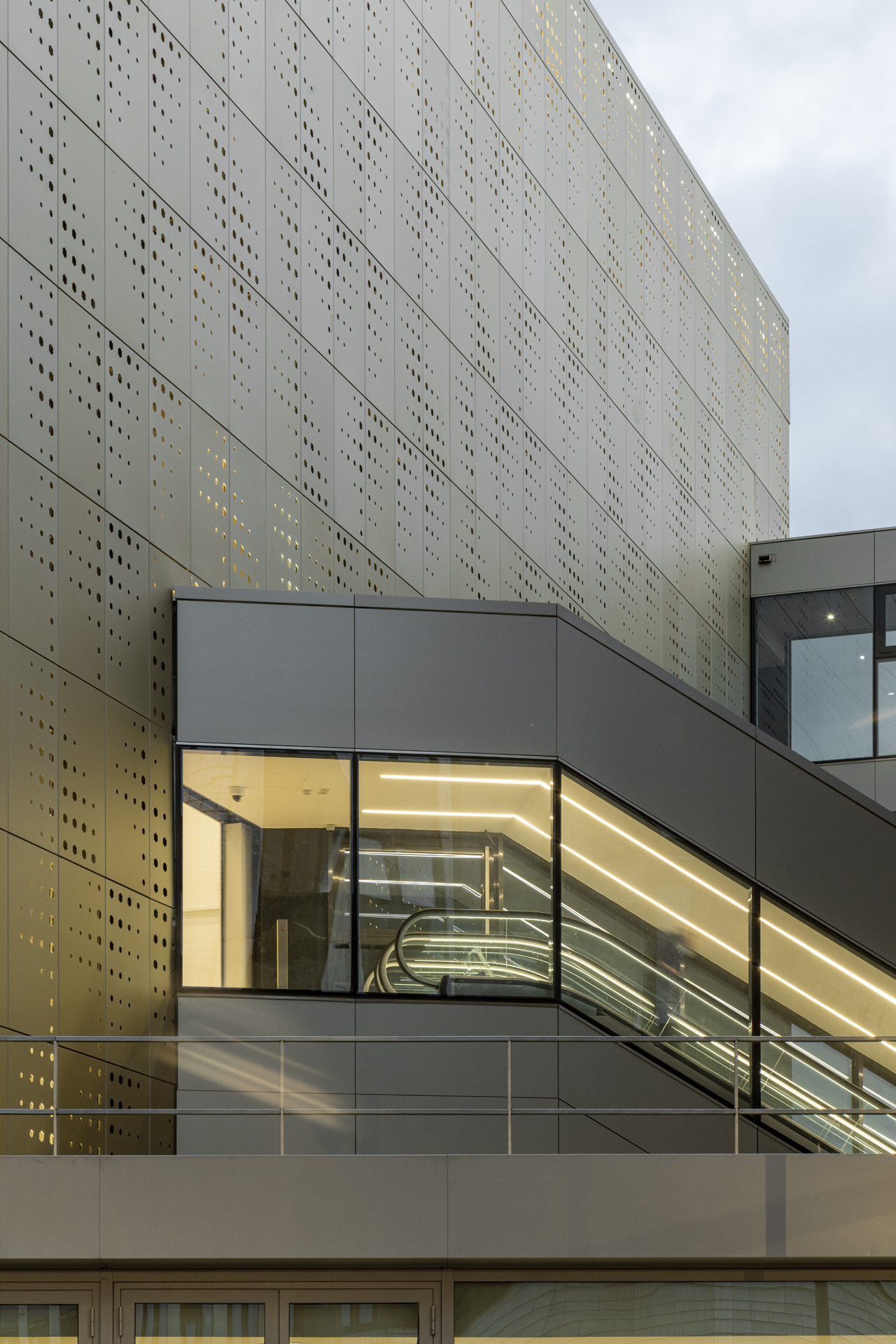 Extension du Centre Commercial Créteil Soleil — Ateliers 2/3/4/-42