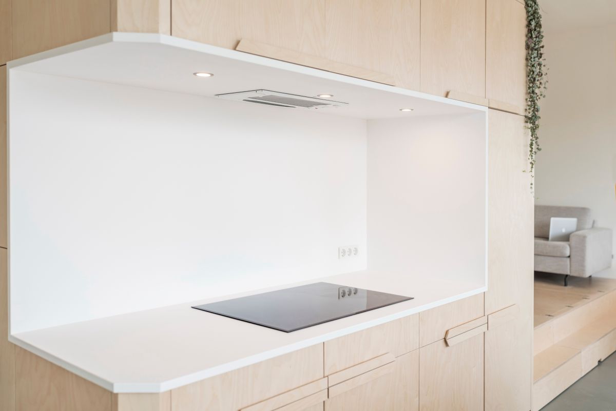 阿姆斯特丹带隐藏功能家具的小阁楼公寓丨荷兰阿姆斯特丹丨建筑工作室Heren 5与家具设计师Paul Timmer-23