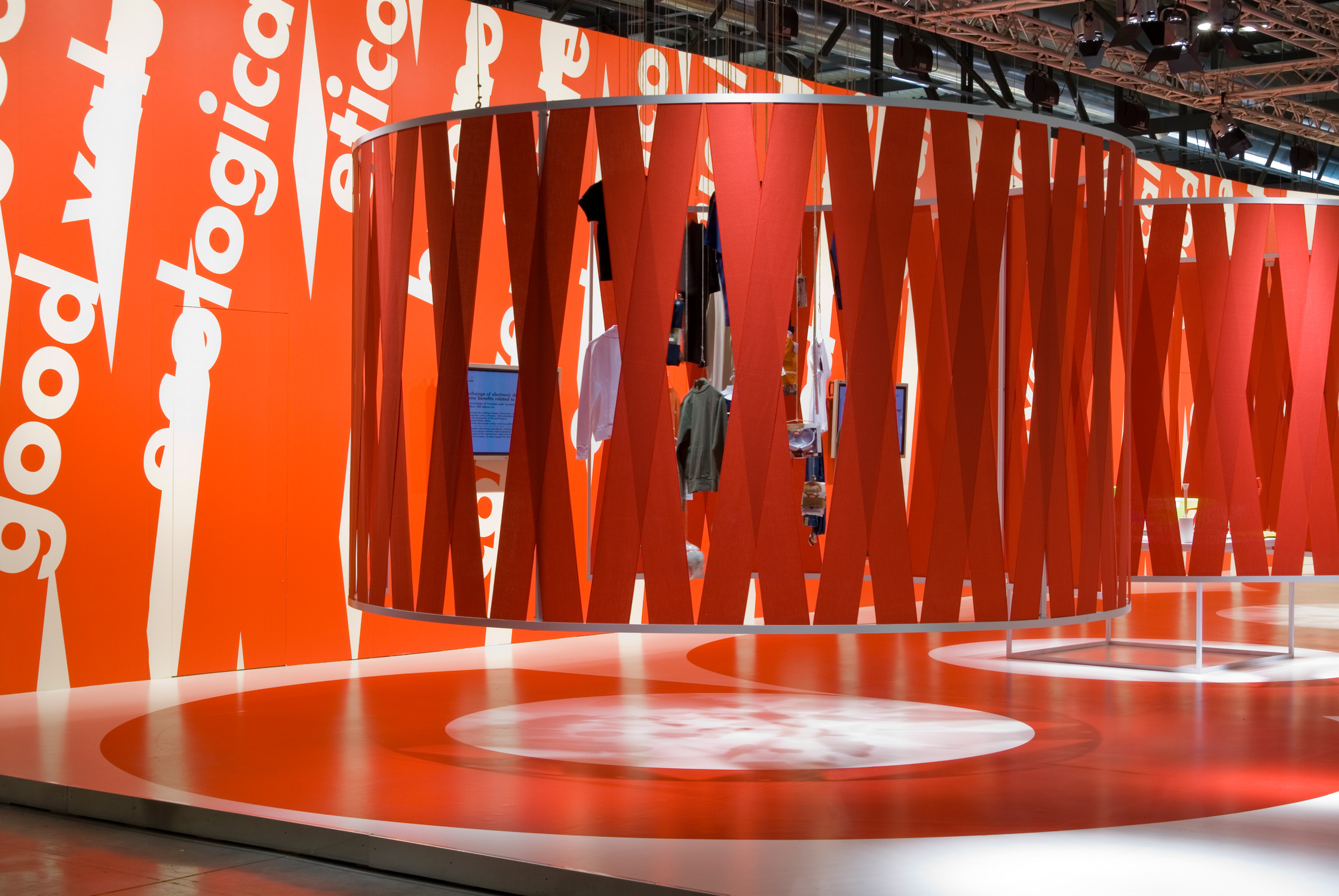 米兰 ECR 07 展台设计 · Coop 意大利超市的协作管理展示-17