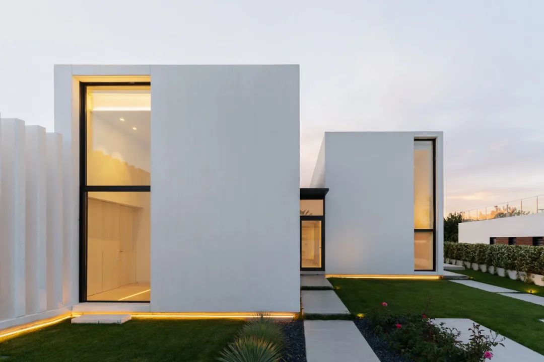 西班牙瓦伦西亚 240㎡纯白别墅丨Ruben Muedra-33