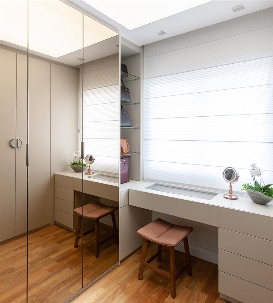 巴西 Arpoador 花园公寓,明亮木质打造女性居住空间-16