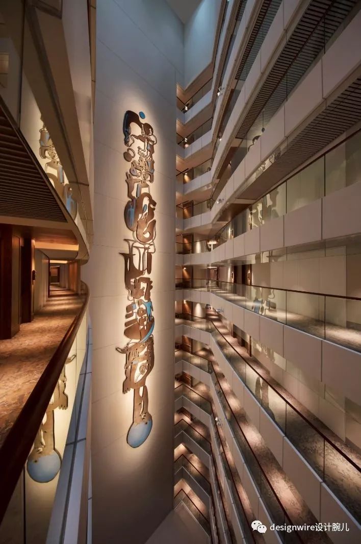 傅厚民香港 Louise 餐厅设计 | 复古与时尚的完美融合-18