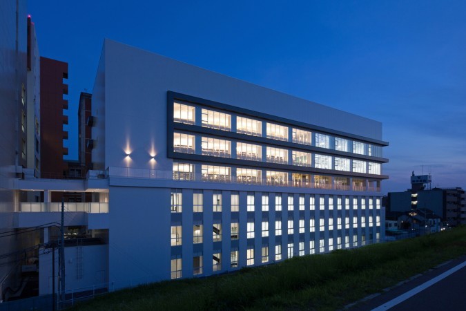 大阪工业大学大宫校区5号馆丨日本大阪丨本体日本国土开发株式会社,辅助株式会社现代建筑研究所-2