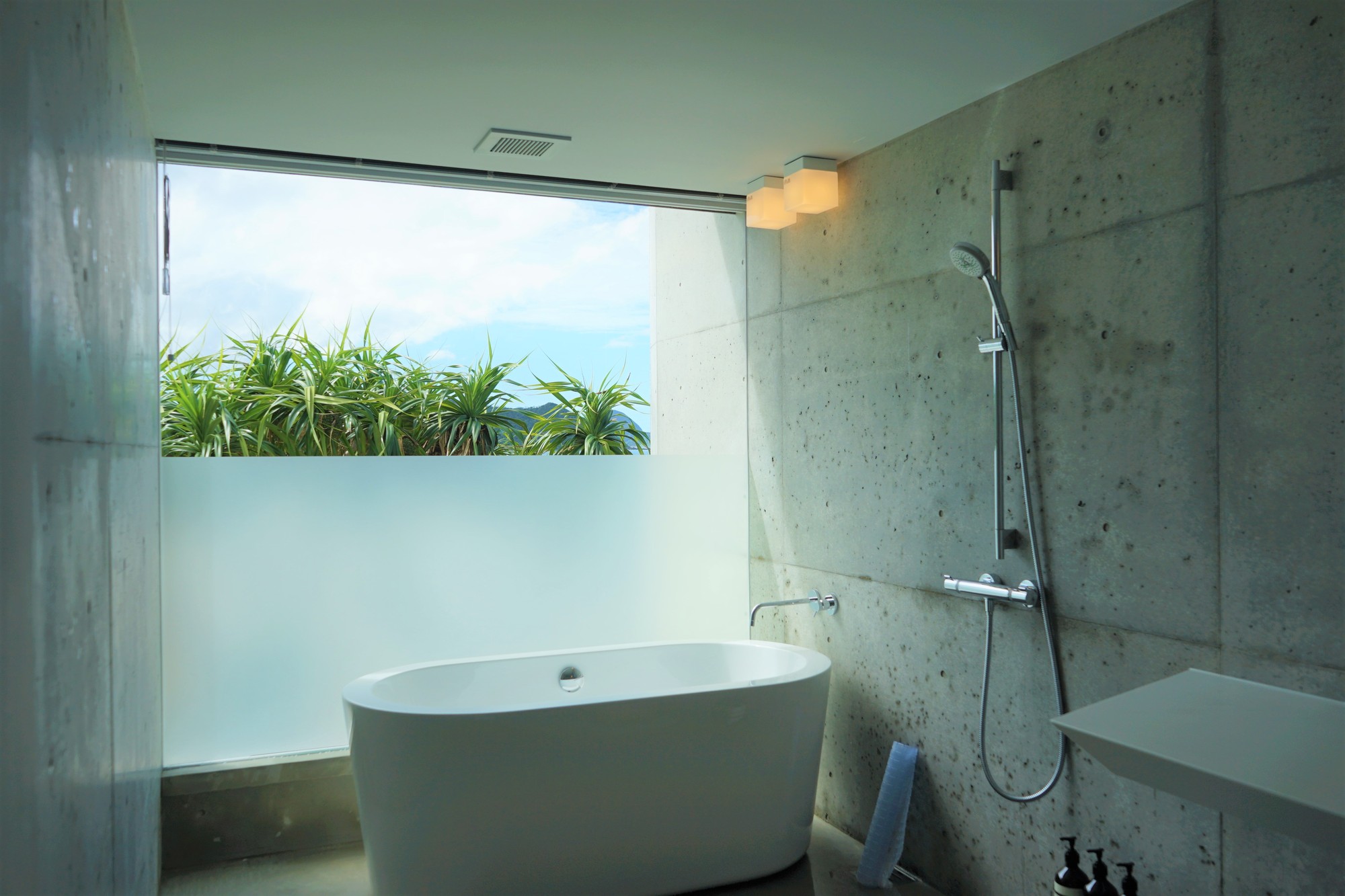 DenPaku The Beachfront MIJORA / Atelier TEKUTO + Amami Design Firm-78