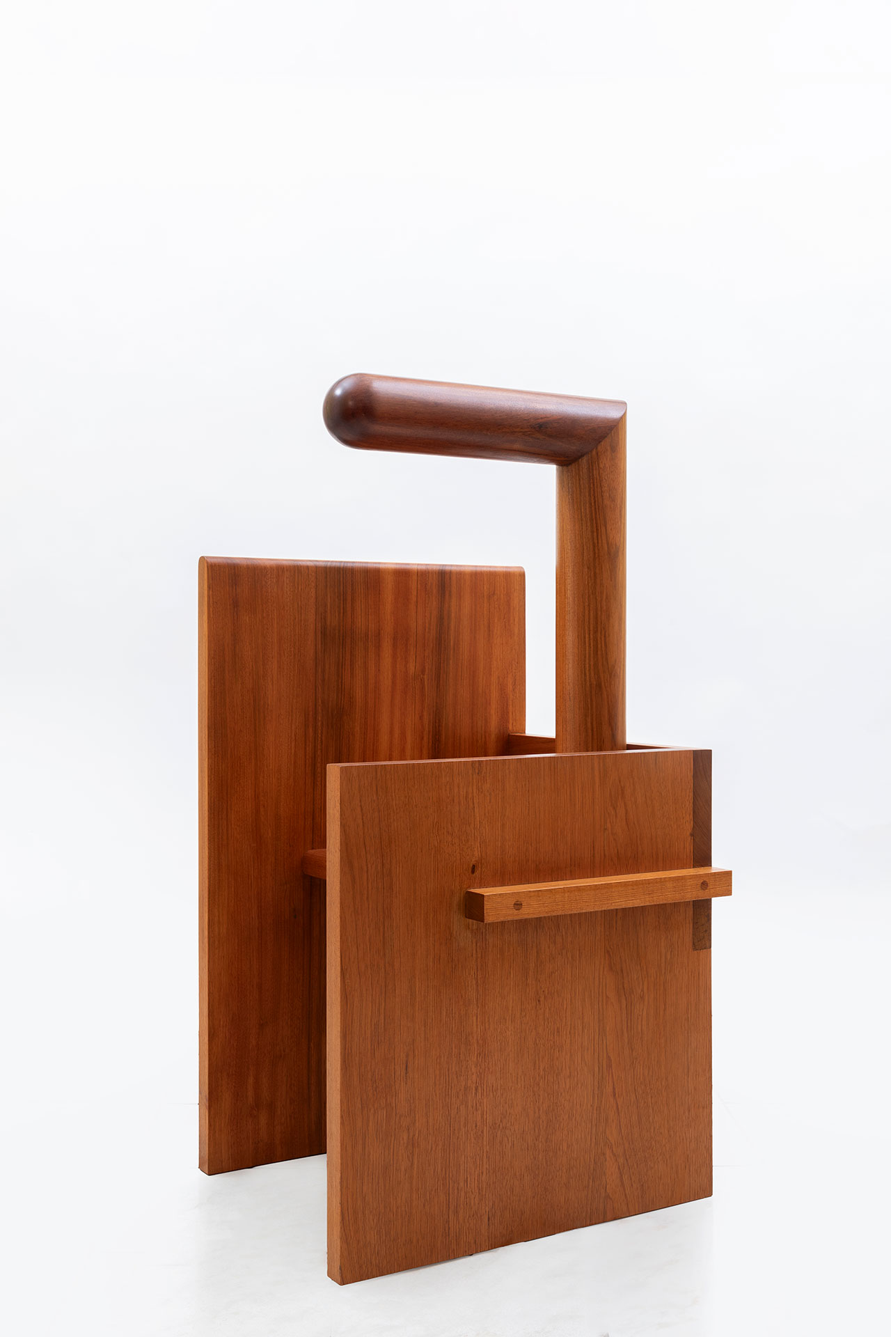 ANTIFURNITURE: A Series of Performative Sculptures in London's Design Museum Taps into our Everyday Fears | Yatzer-34