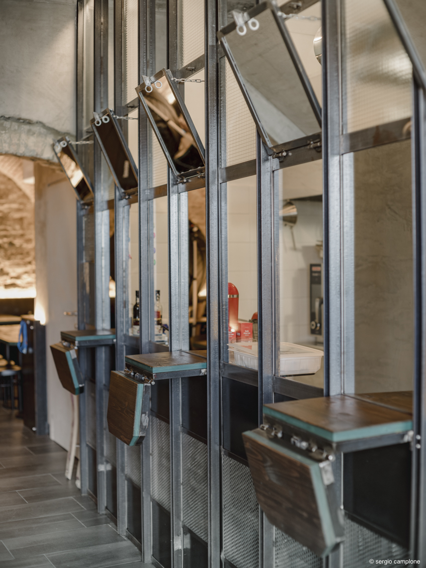 意大利海滨酒馆 Vinstrò 室内设计-16