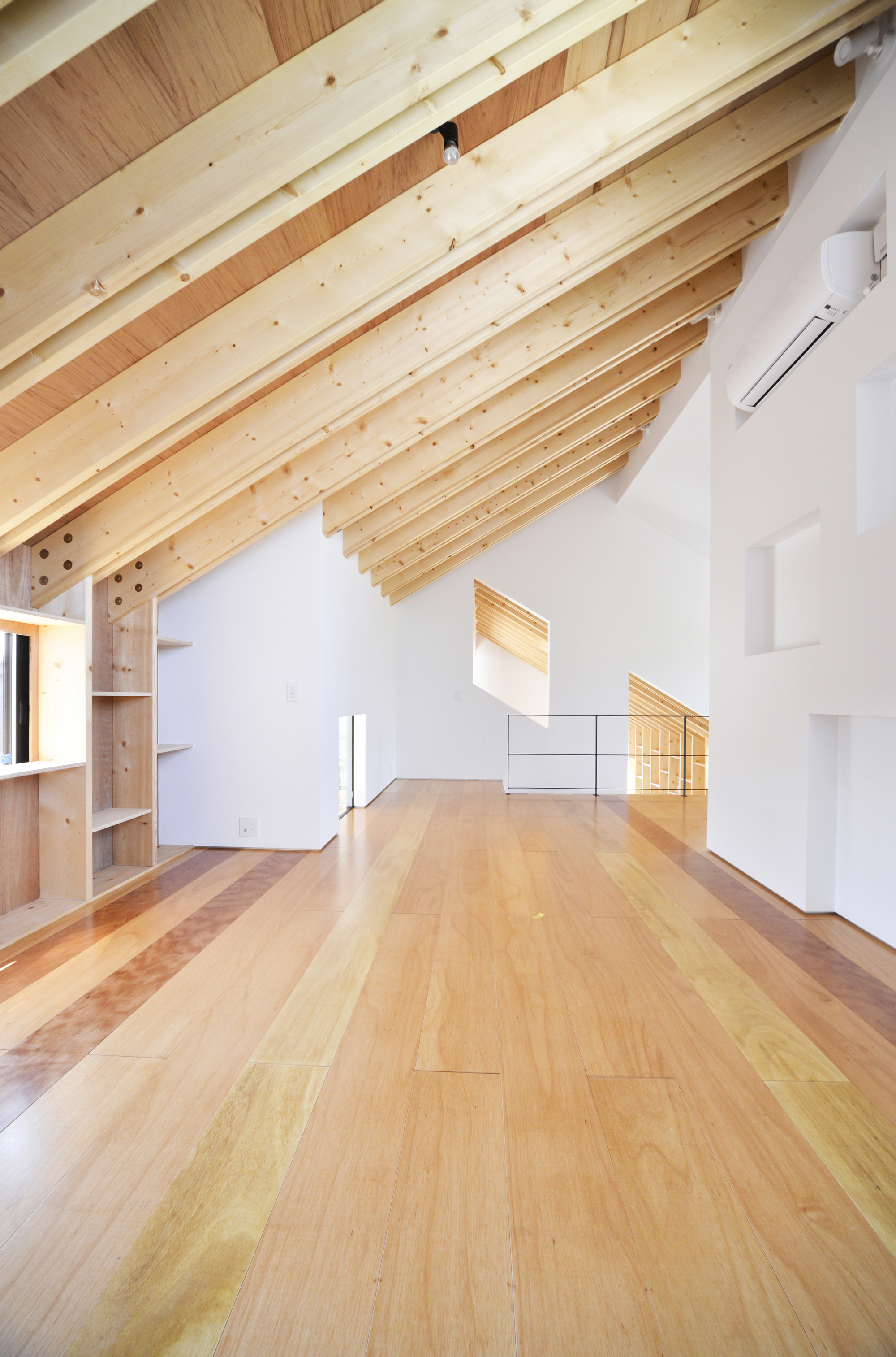 三角形层屋丨日本丨Maruta Architects-43