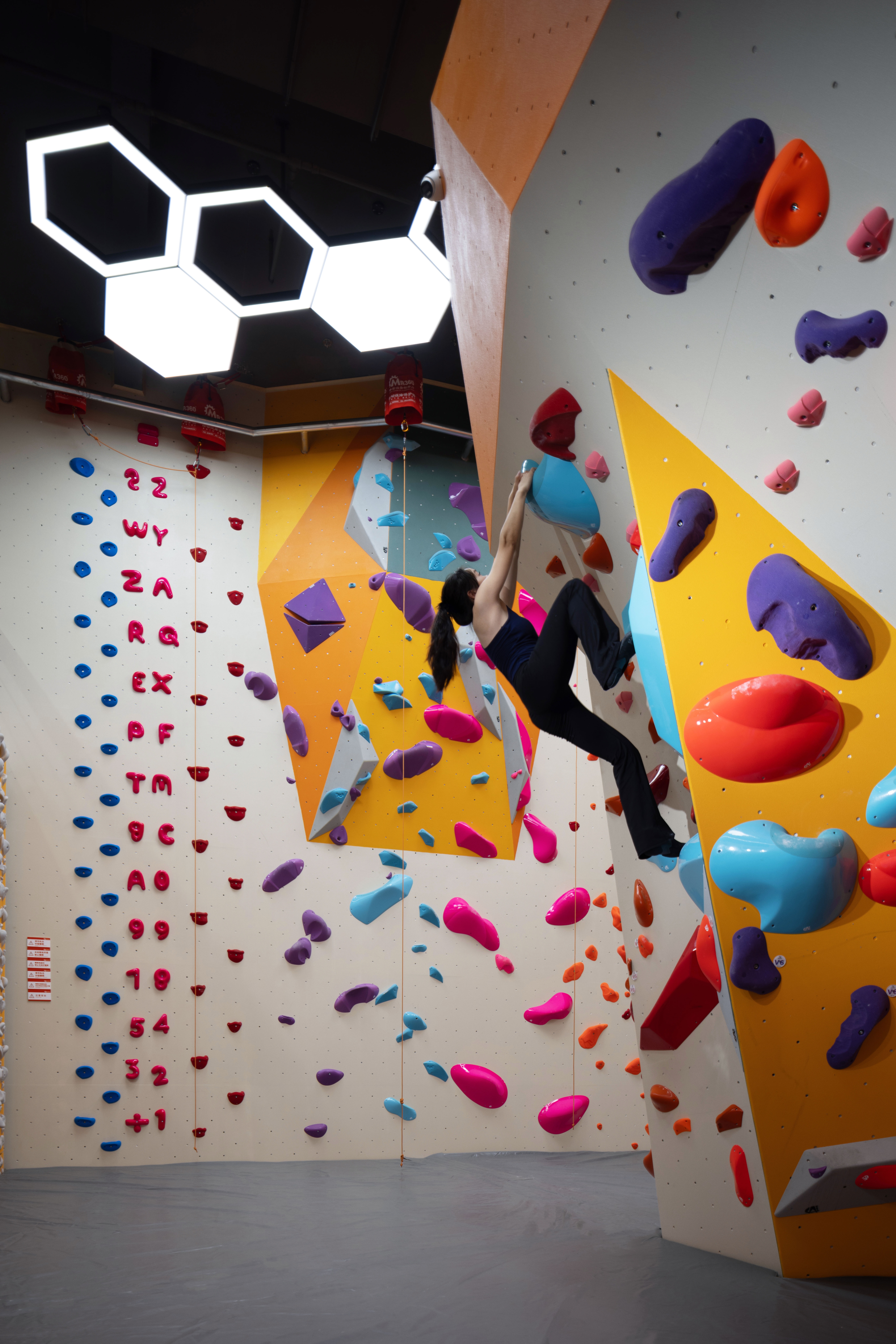 上海古北晨道攀岩馆丨中国上海丨平介设计-19