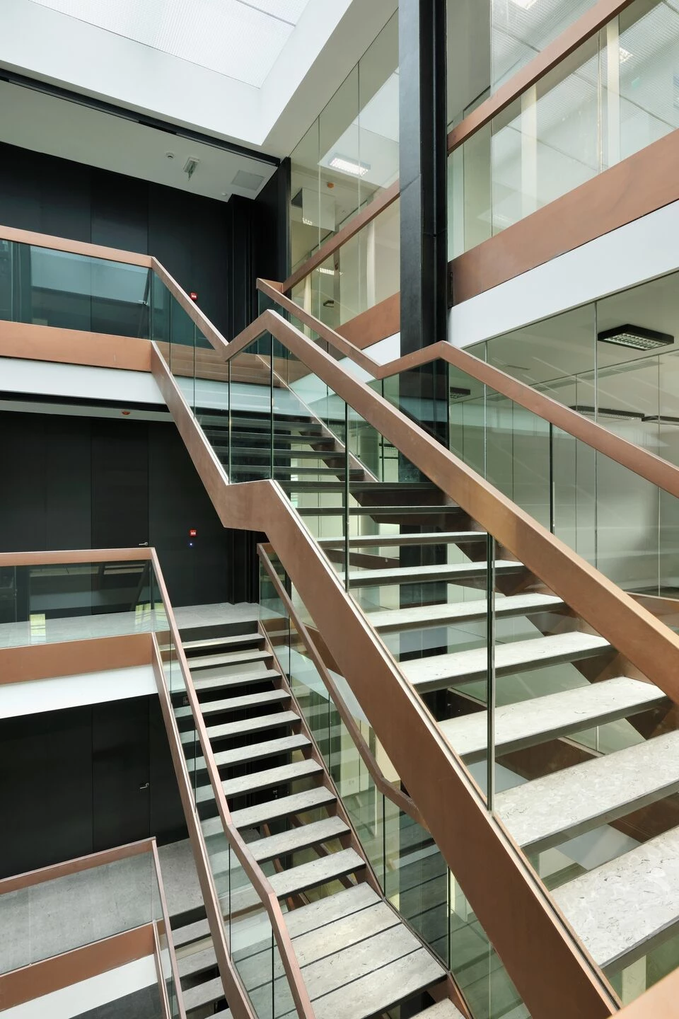 伊佐拉大学校园丨斯洛文尼亚丨Dekleva Gregoric Architects-40