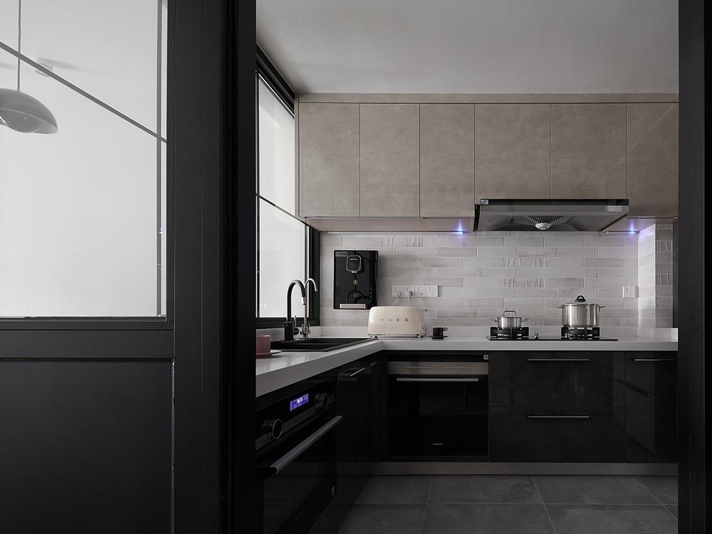 90㎡三房极致利用,空间通透又明亮-4