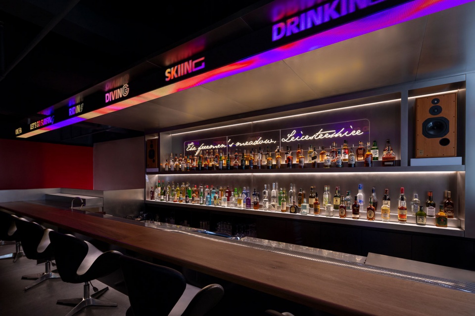 GUTS 酒吧丨中国杭州丨琢磨设计 ZUOMODESIGN-25