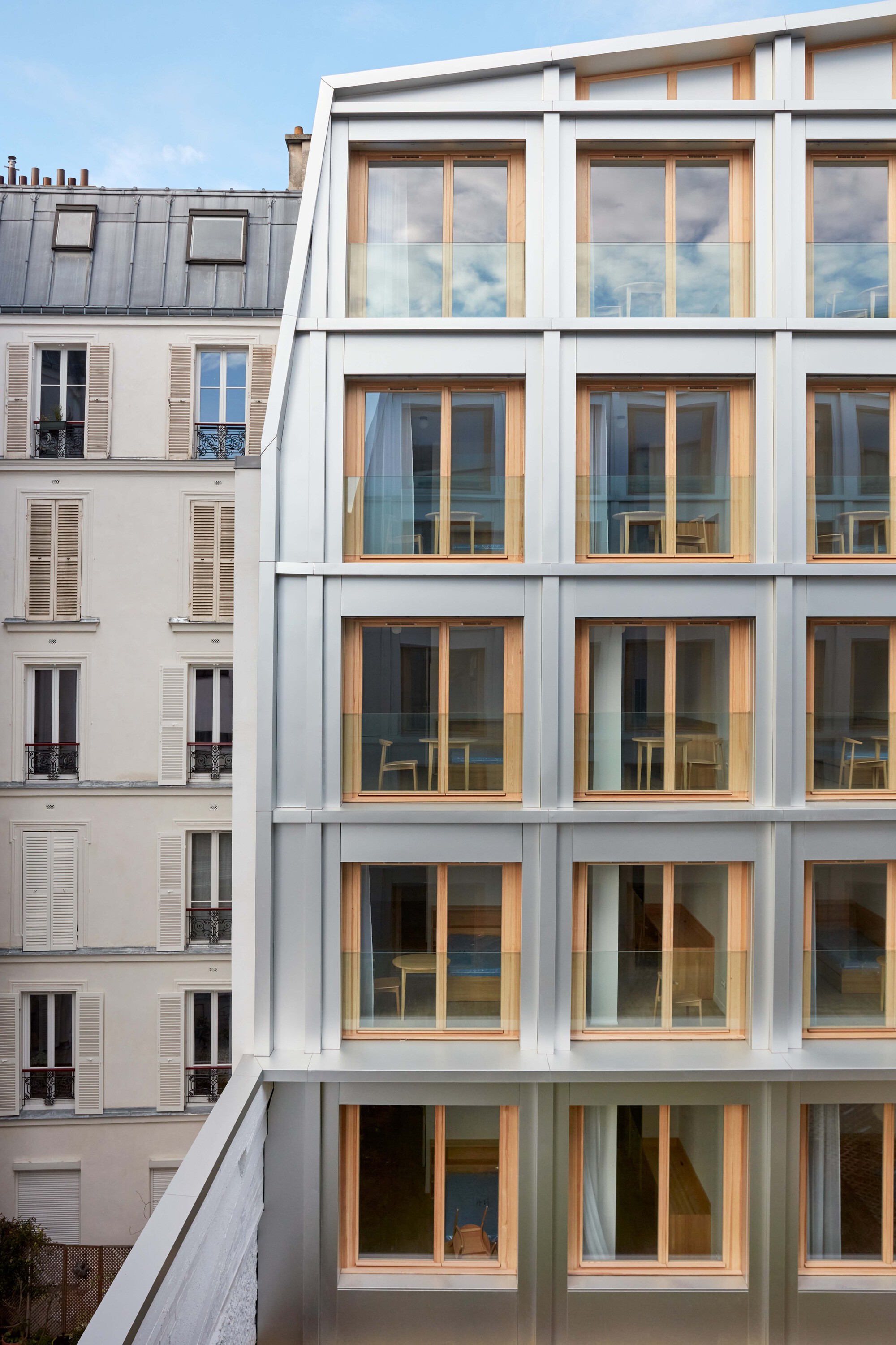 Parking Lot into Social Housing Residence丨NZI Architectes-26