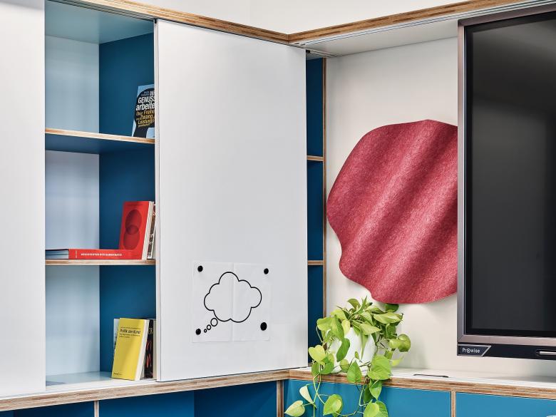 布鲁塞尔歌德学院办公室楼层丨比利时-17