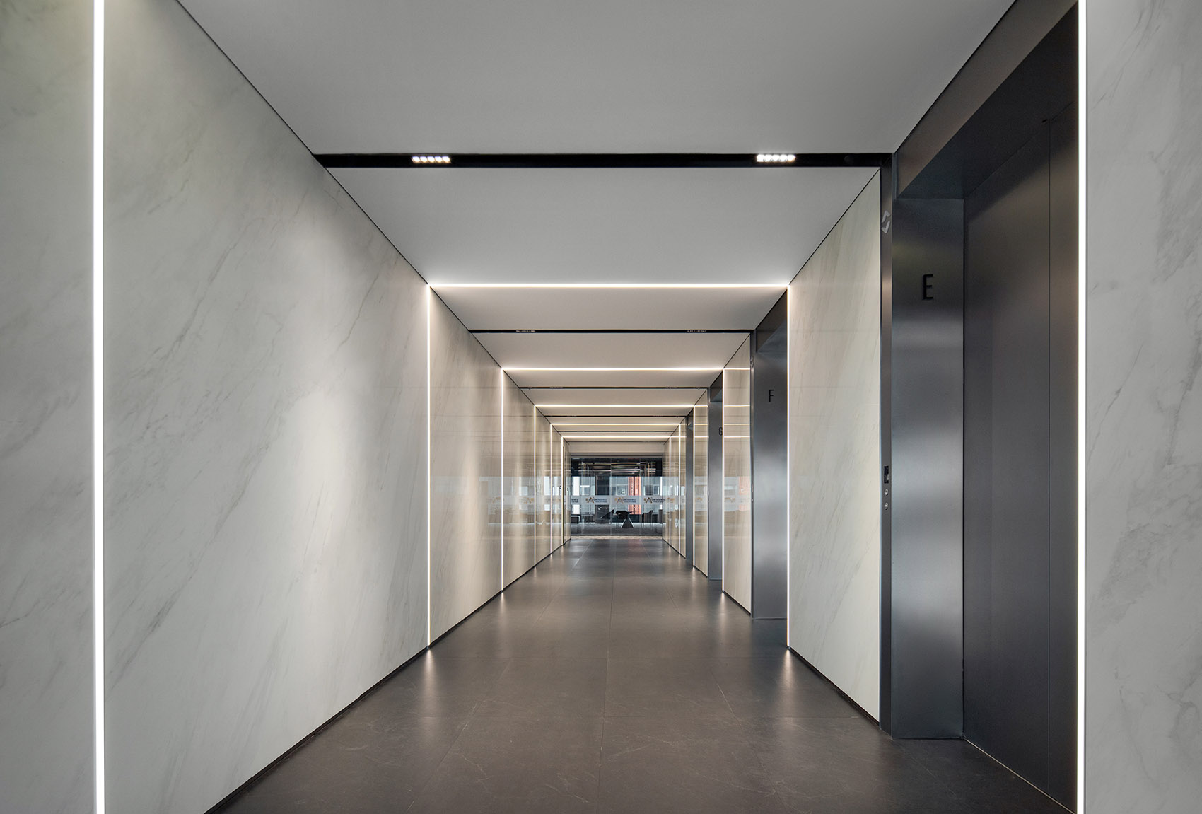 南京华润置地中心写字楼丨中国南京丨上海都设营造建筑设计事务所有限公司-165