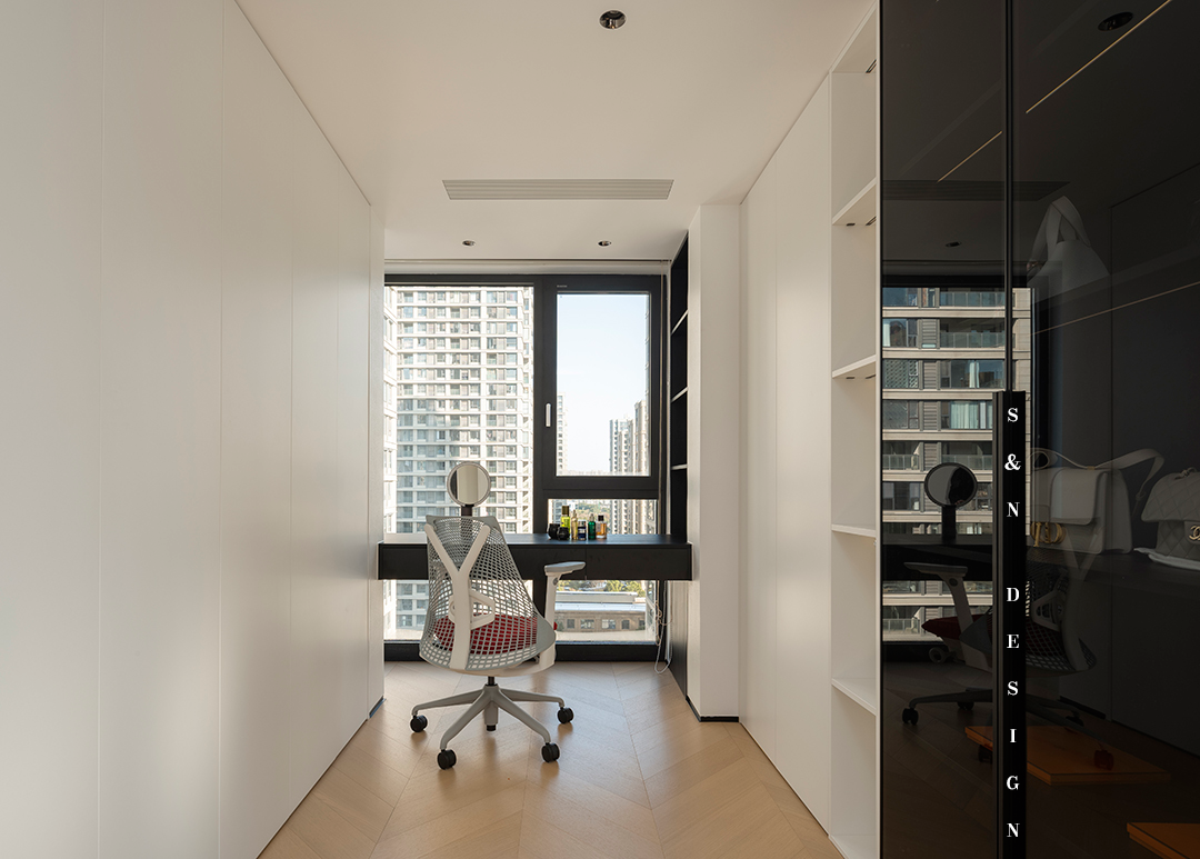 纵情光影｜白色魔力解构生活空间丨中国常州丨王丽雅,王煜寅,高梦雅-35