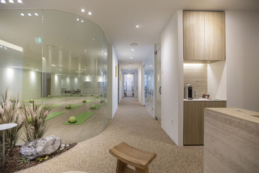 韩国知名设计师打造 50 平米白色木色调高品质室内设计-3