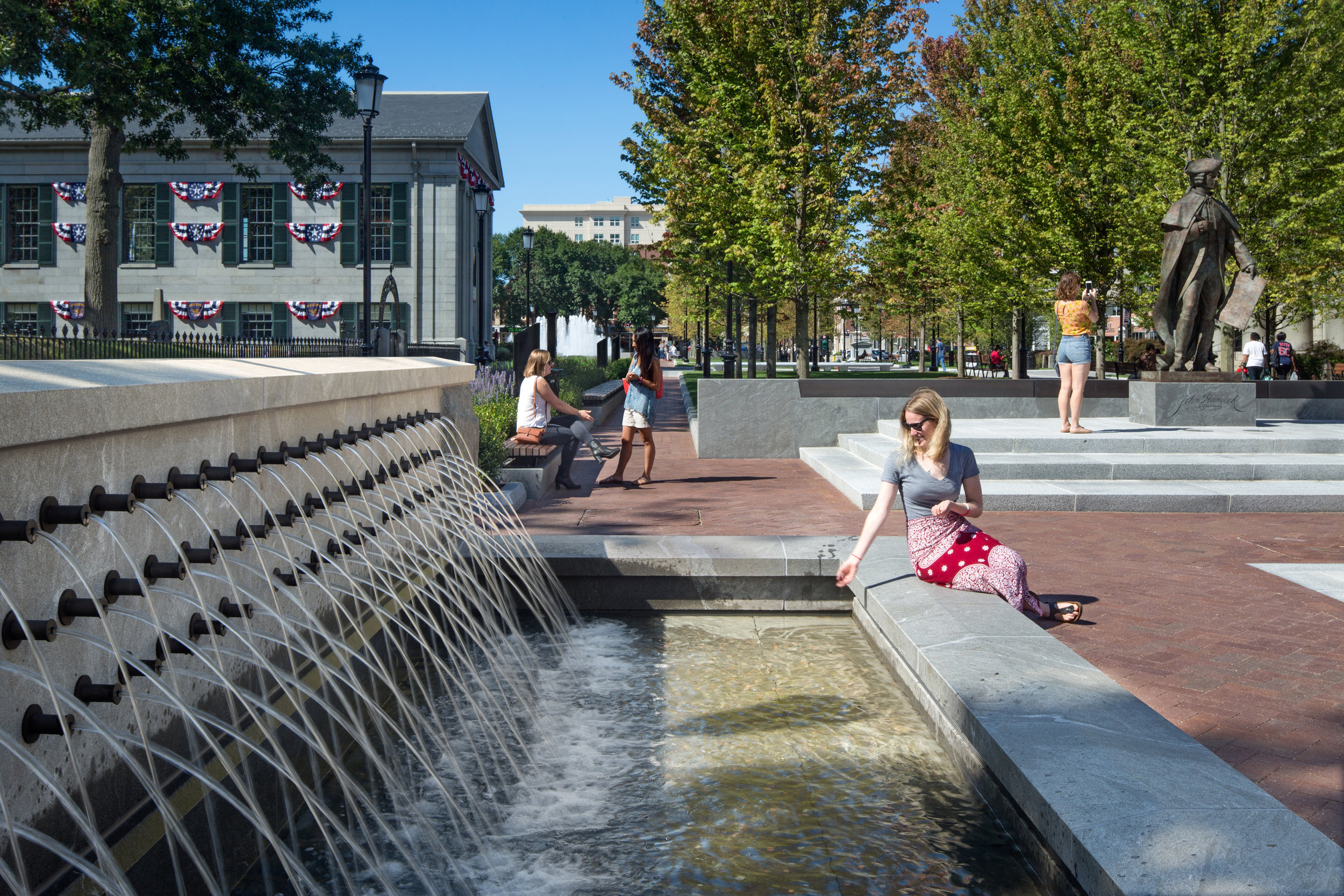 汉考克·亚当斯广场（注：Common在城市规划语境中常指公共广场、绿地等，这里根据常见情况翻译为广场，若有特定背景可按需调整） 丨美国丨Halvorson | Tighe & Bond-0