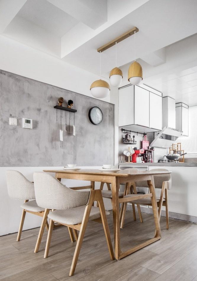 简约原木灰调，开放式厨房与绿植打造宜居空间-15