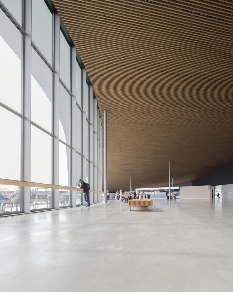 赫尔辛基西港航站楼-26