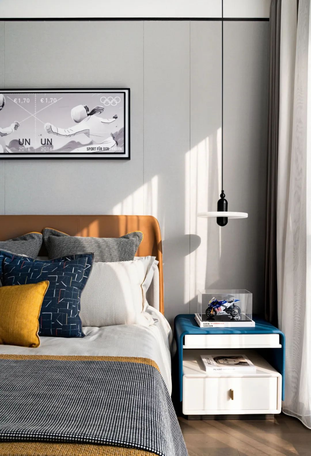 现代轻奢风的公寓-32