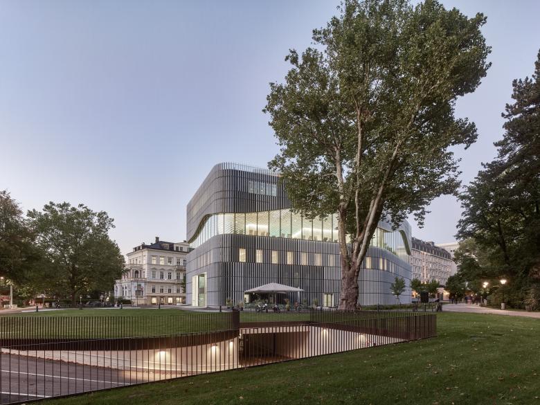 帕拉塞尔苏斯温泉浴场酒店丨奥地利萨尔茨堡丨Kurt Hörbst Architekturfotografie-2