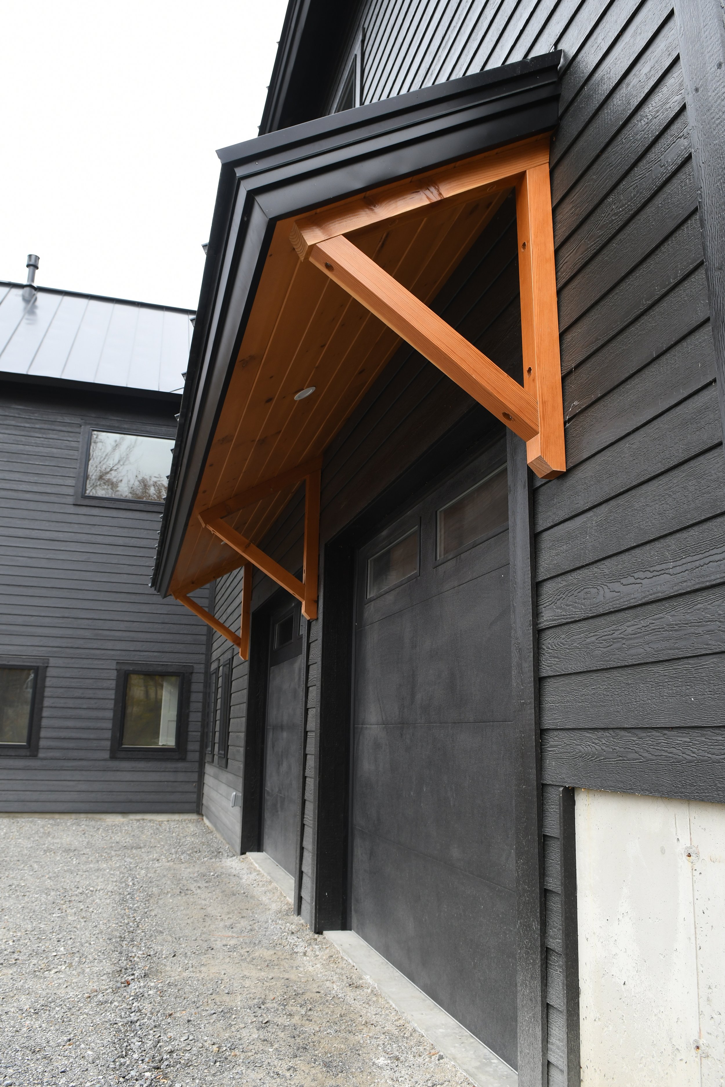 Kingfield Mountain Spec Home — Meldrum Design-12