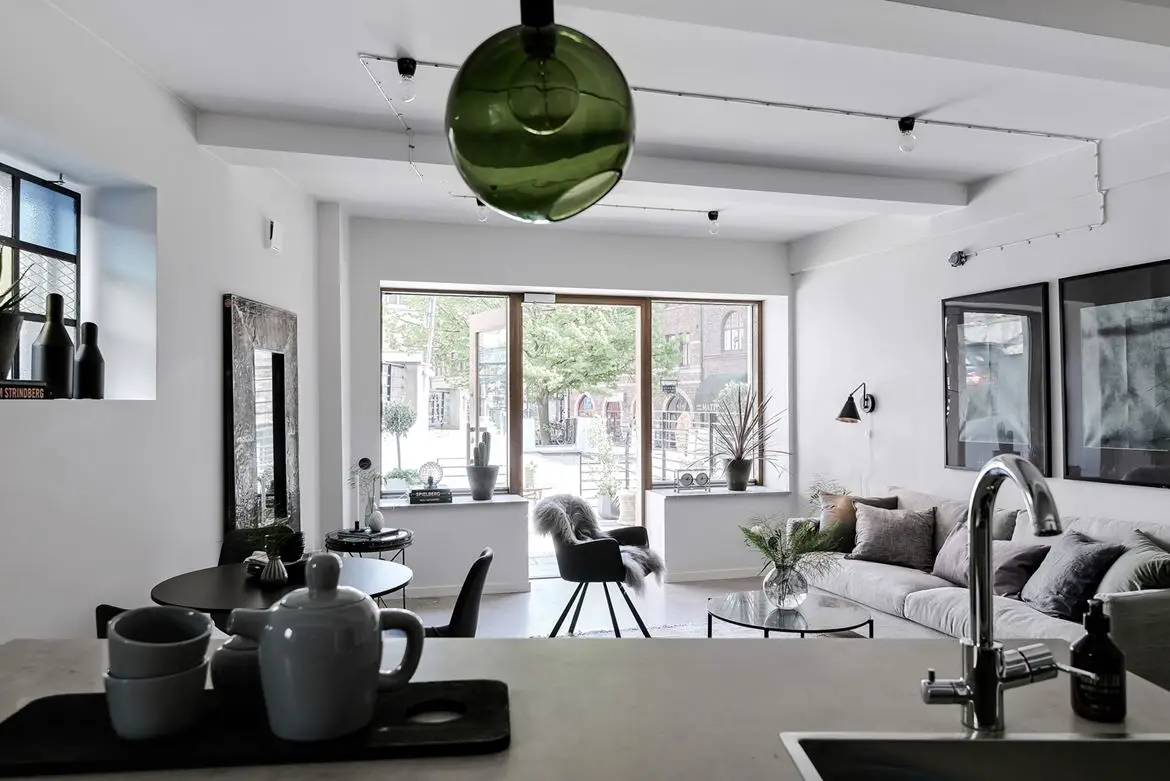 独特三角形公寓设计，空间利用与户外景观完美结合-5