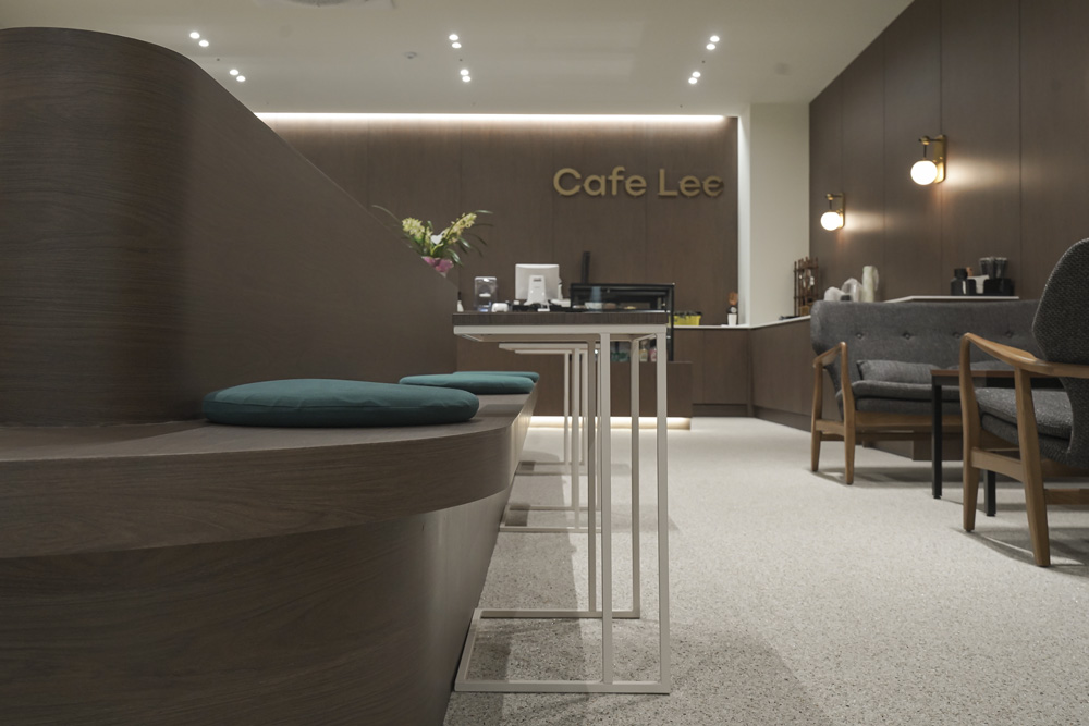 白色与木质，打造 36 平米的极简咖啡厅-16