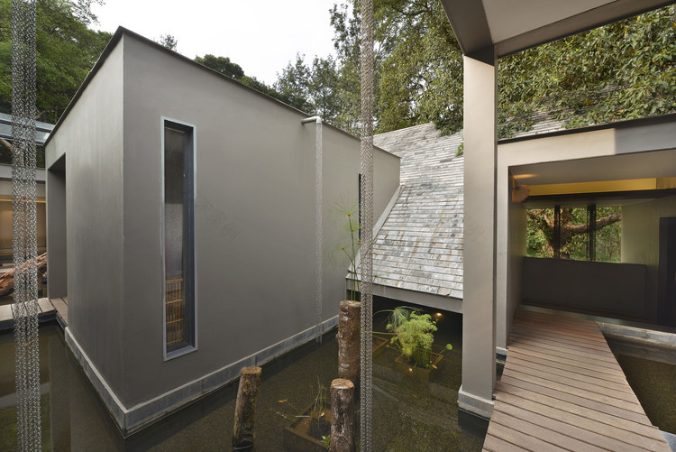 Manja Spa PLAYGROUP Studio + AHCPL-20