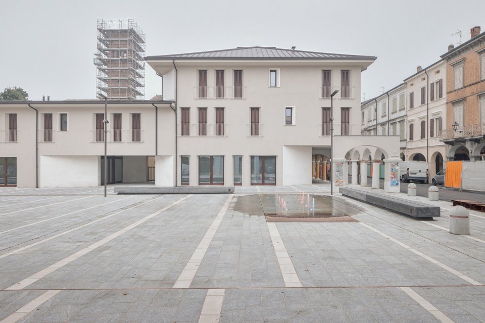 意大利Borellini广场及原玛丽宫改造丨KM 429 architecture-46