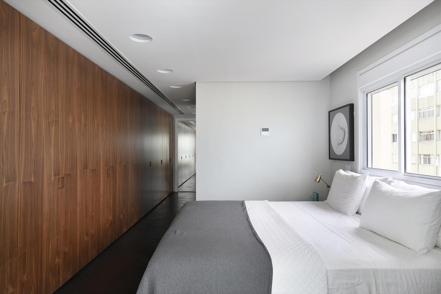 巴西 SP 公寓 | 极简设计,自然采光与通风的完美结合-13