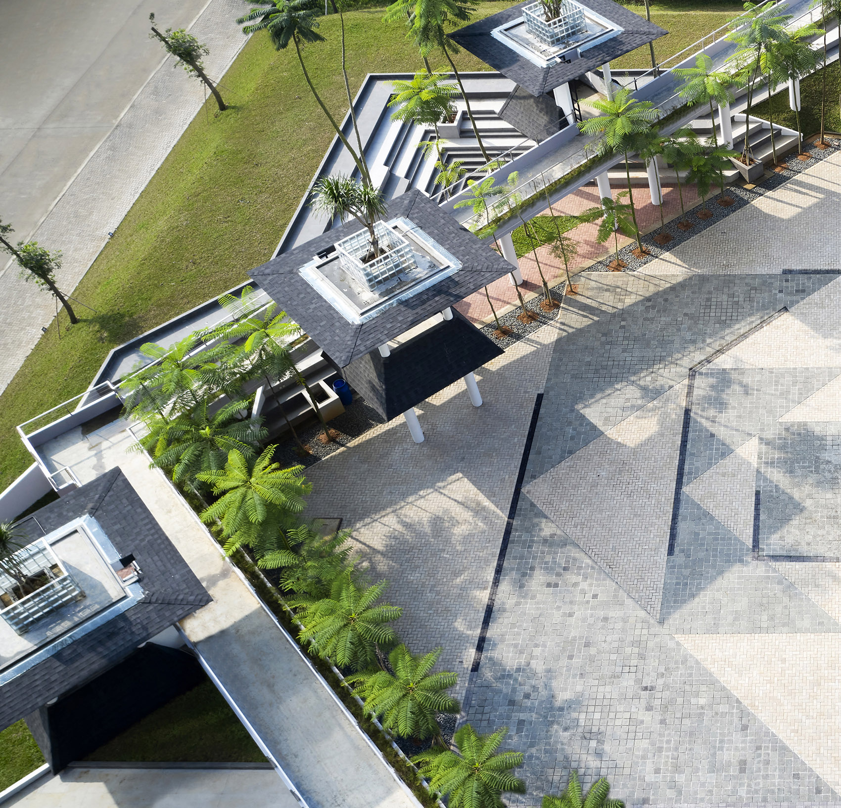 八芒星广场丨印度丨RAD+ar-18