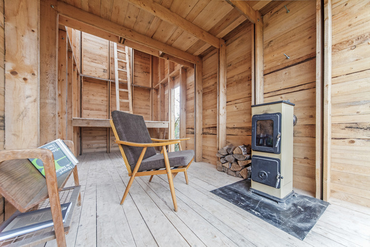 微型木构避难所-9