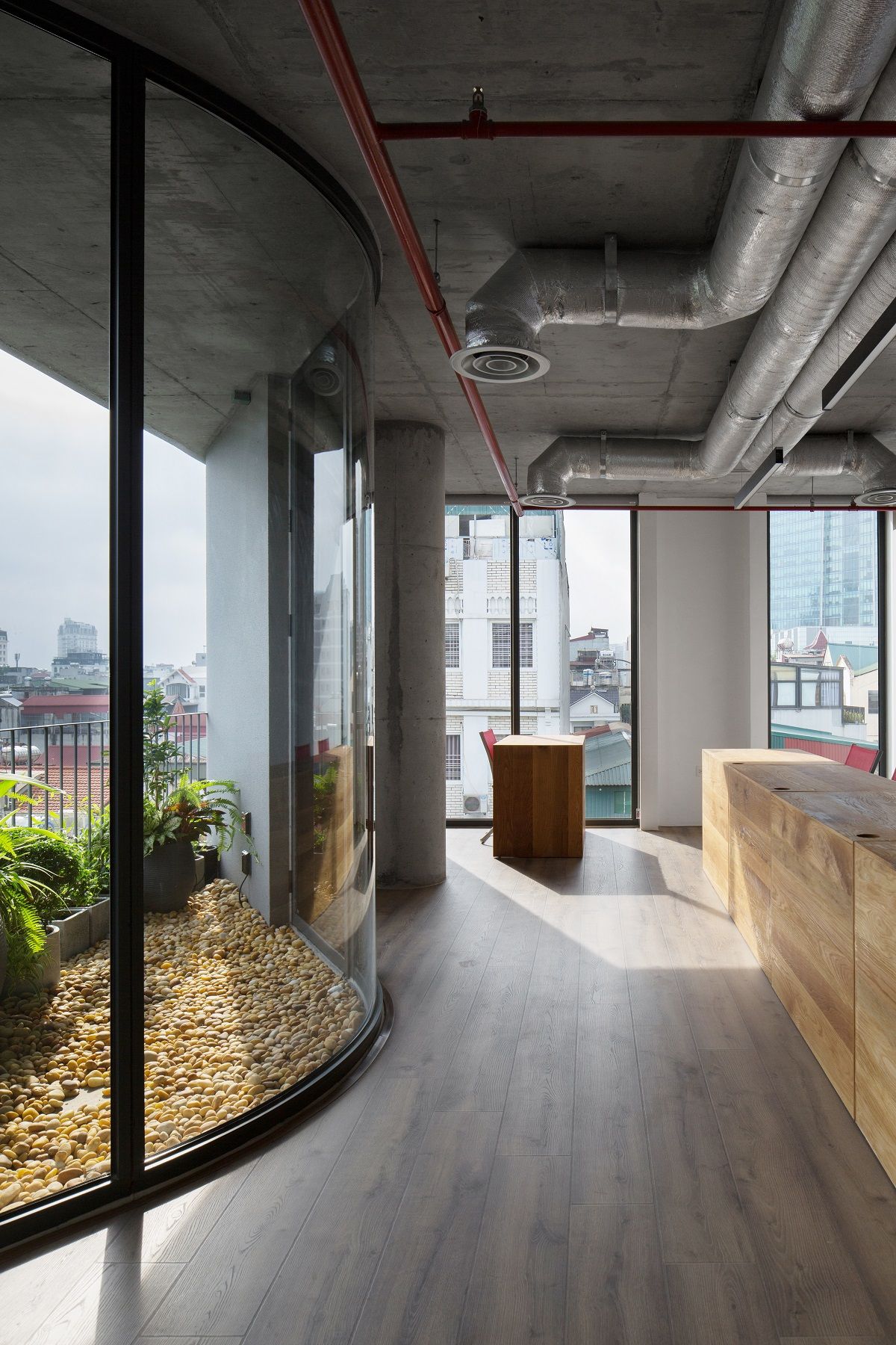 简约宁静的都市绿洲 | AHL Architects 打造 LLO 办公楼-30