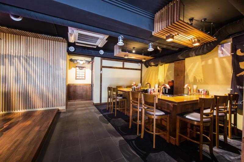 30 平米日式木质烧烤店，洋溢和风的空间设计-6