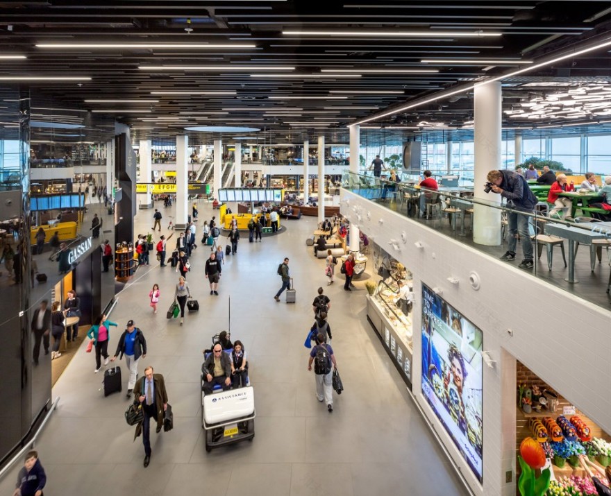 阿姆斯特丹机场第二候机厅,社交空间新定义-11