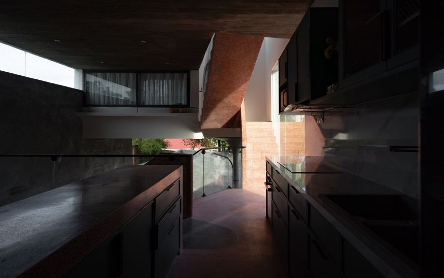 家庭中心概念设计 | 活跃“空灵”空间-18