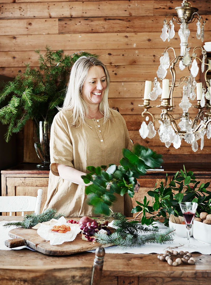 Wooden cottage with soulful vintage decor in Australia-9