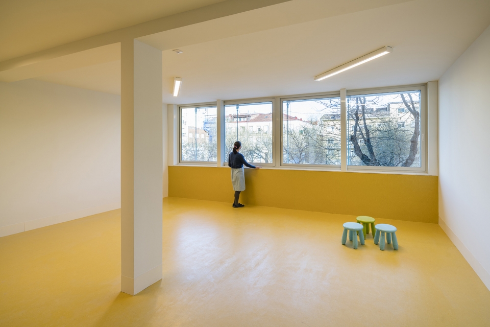 救助儿童基金会大楼 · 情感互动的儿童看护空间-42