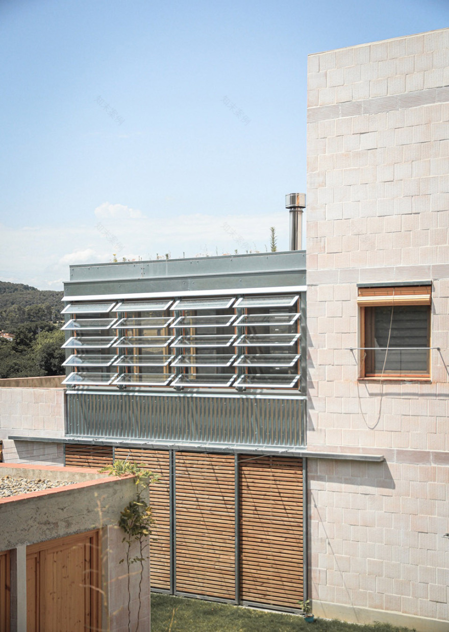 Cervelló住宅丨西班牙丨Arqbag-15