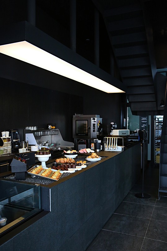 现代简约 47 平咖啡厅设计-10