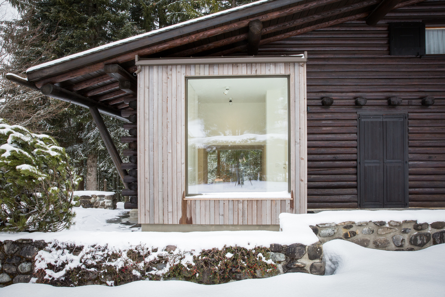 瑞士山间小屋丨Atelier Circonflexe Architectes-9