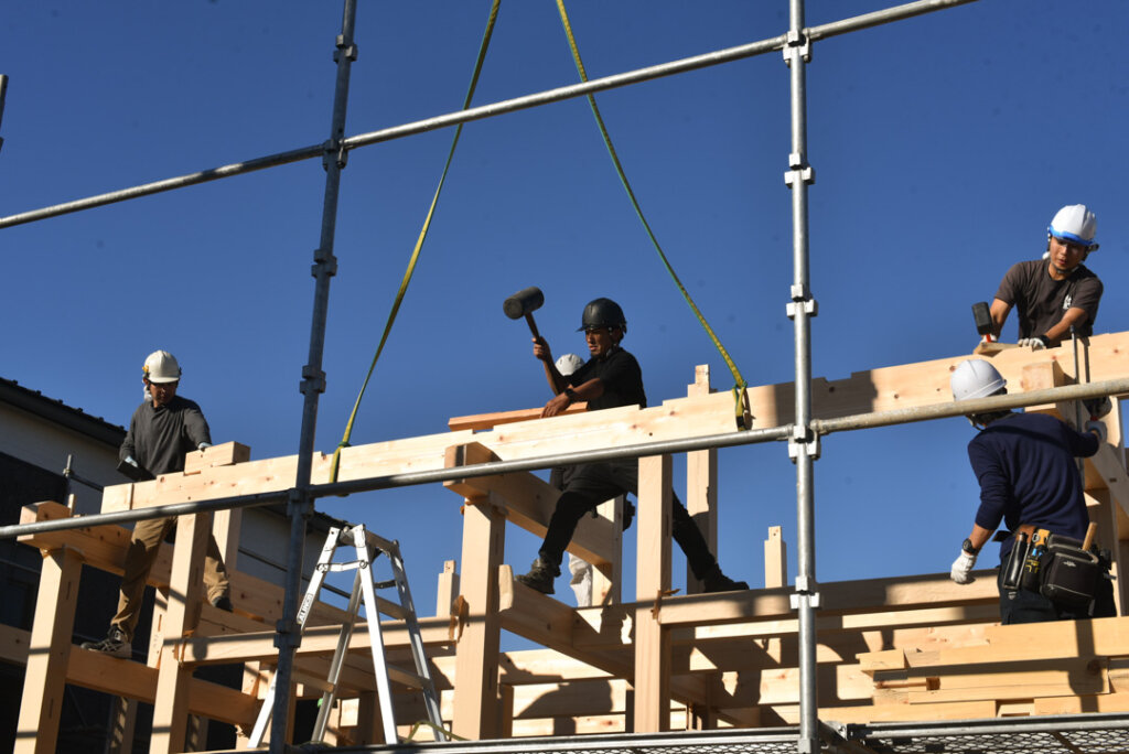 根の上の石場建て８　建前丨水野设计室-98