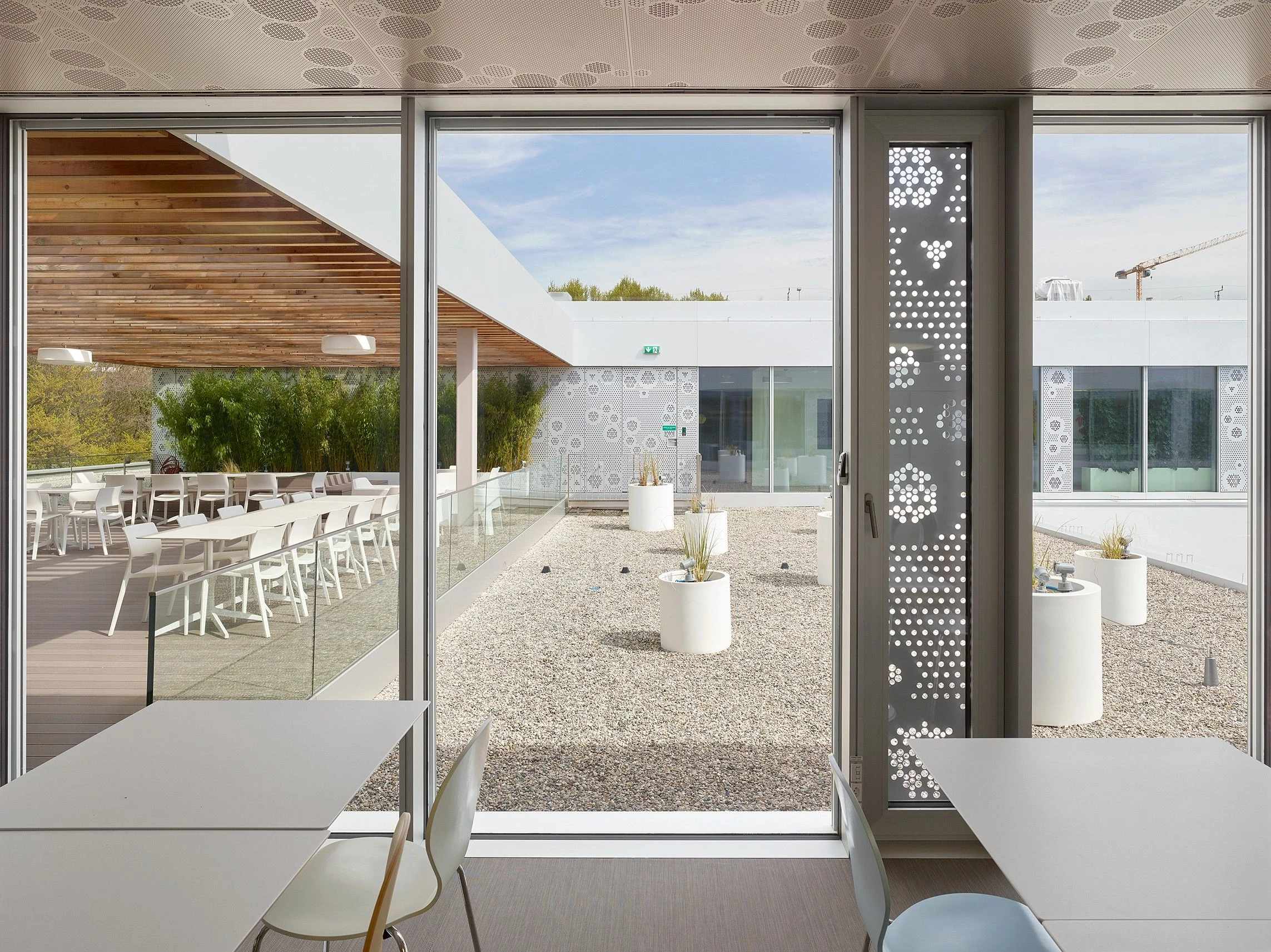 瑞士罗曼德彩票办公空间-13