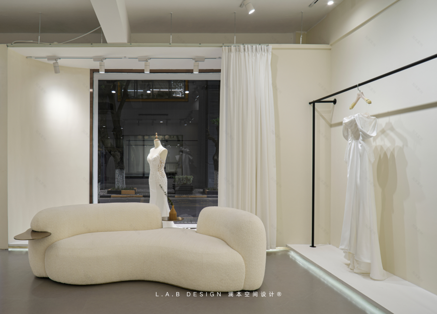 白月婚纱试衣空间设计丨中国南京丨L.A.B DESIGN(澜本)-37