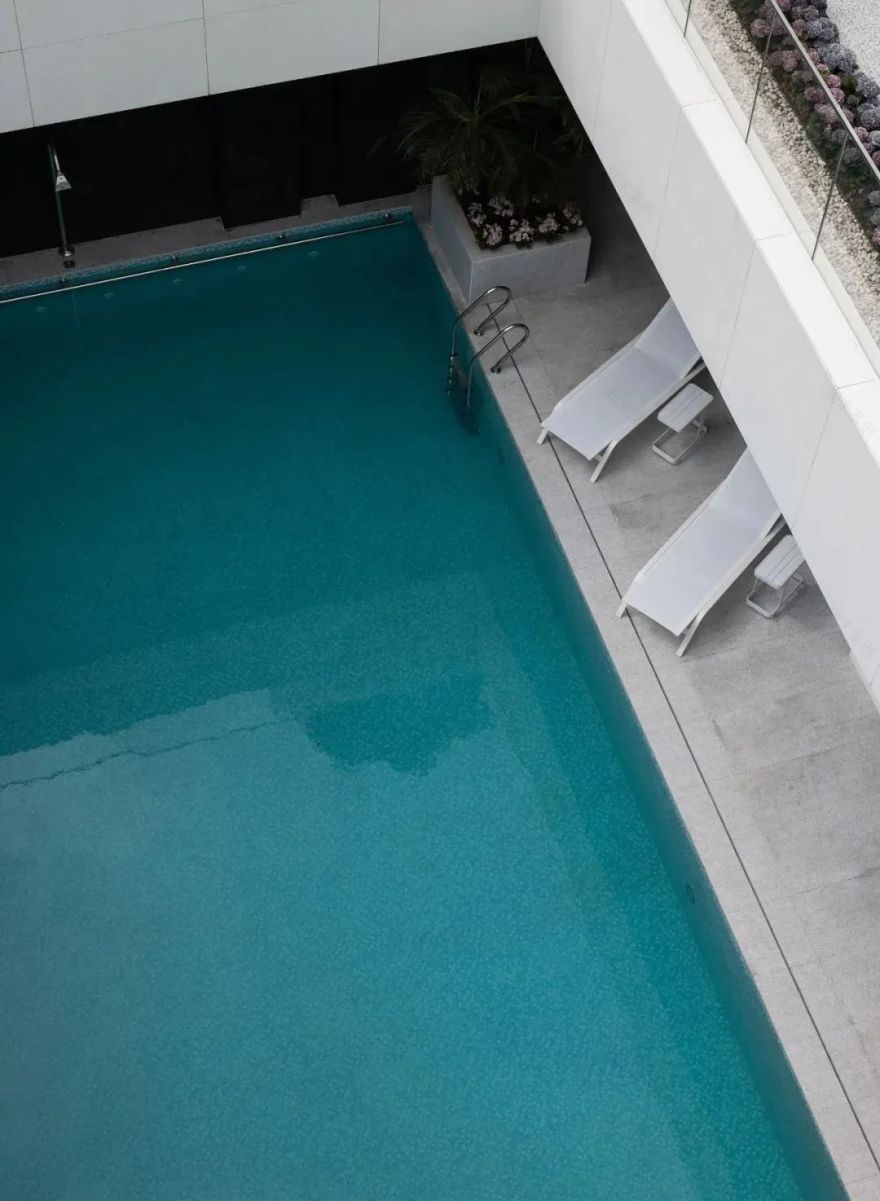 1500㎡极简豪宅丨艾克建筑设计-36