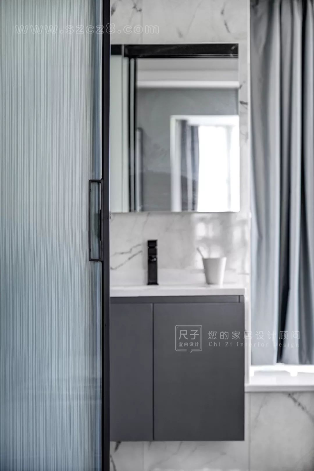 128㎡现代简约家,阳光餐厨区的魅力与生活阳台的巧妙改造-85