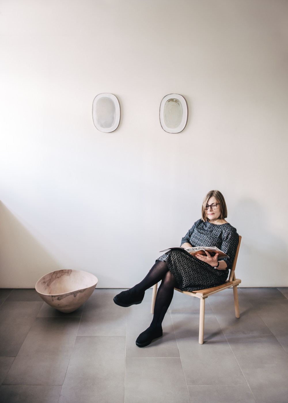 我的现代之家：流动画廊老板Yvonna Demczynska在诺丁山的生活/工作之家了解当代陶瓷和城市生活。-5